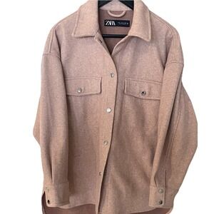 Women's Zara Over Shirt Jacket Size
Medium pink cozy shacket